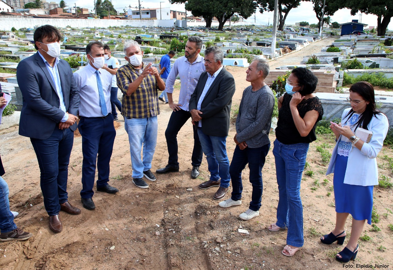 Comissão constata limitação de vagas para sepultamentos nos cemitérios  públicos | Câmara Municipal de Natal